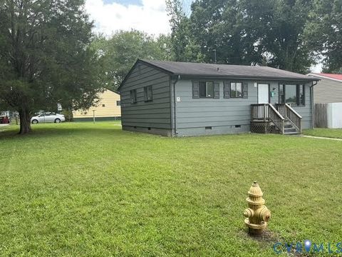 Tiny photo for 8 Gibbons Avenue, Petersburg, VA 23803 (MLS # 2618747)