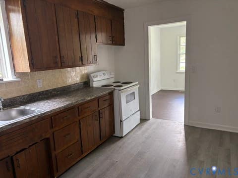 Tiny photo for 8 Gibbons Avenue, Petersburg, VA 23803 (MLS # 2618747)