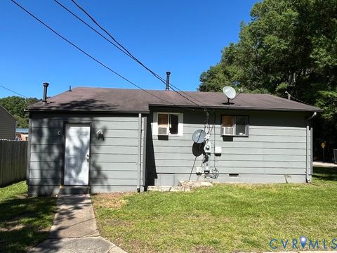 Tiny photo for 8 Gibbons Avenue, Petersburg, VA 23803 (MLS # 2618747)
