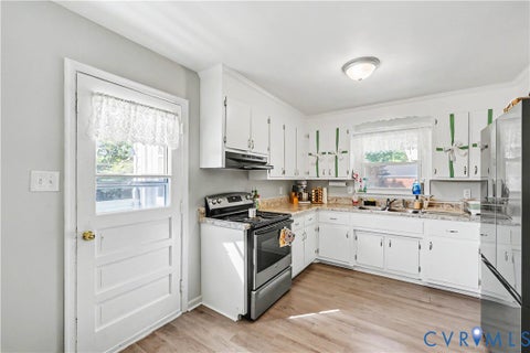 Tiny photo for 7505 Chippokes Road, Spring Grove, VA 23881 (MLS # 2618133)