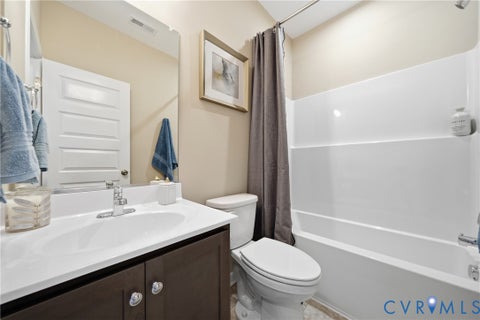 Tiny photo for 9827 Brookskirt Run, Glen Allen, VA 23059 (MLS # 2625807)