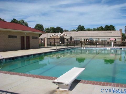 Tiny photo for 512 Freedom Drive, Ruther Glen, VA 22546 (MLS # 2606457)