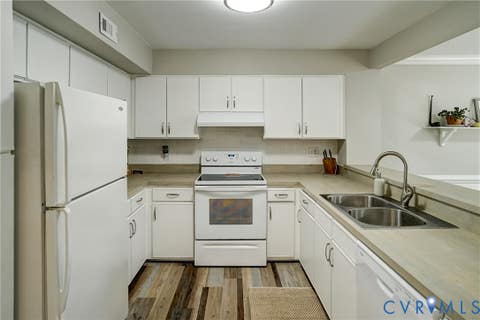 Tiny photo for 7513 Potters Court, Richmond, VA 23225 (MLS # 2623274)