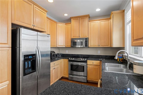 Tiny photo for 727 S Laurel Street, Richmond, VA 23220 (MLS # 2625661)