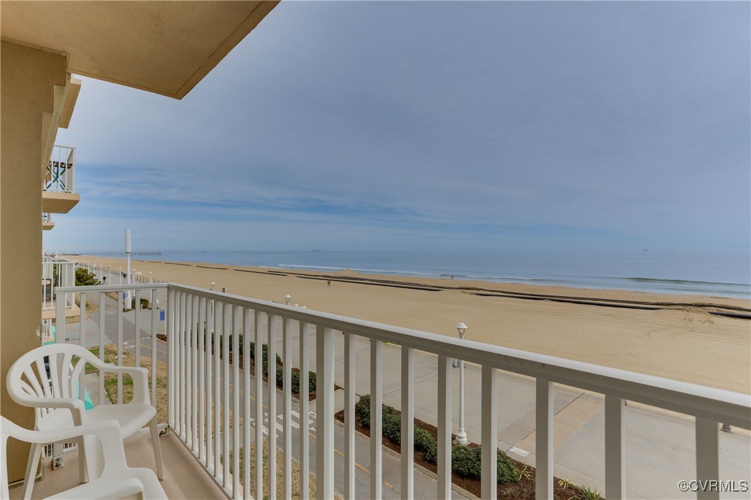 Virginia Beach, Virginia 23451, United States, 2 Bedrooms Bedrooms, ,2 BathroomsBathrooms,Residential,Active,92150
