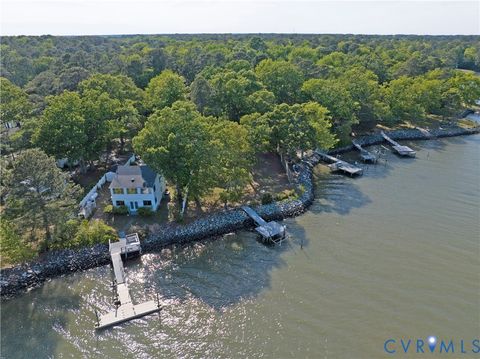 Tiny photo for 24 Lake Avenue, Deltaville, VA 23043 (MLS # 2616484)