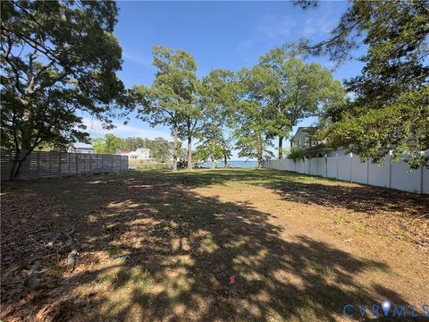 Tiny photo for 24 Lake Avenue, Deltaville, VA 23043 (MLS # 2616484)
