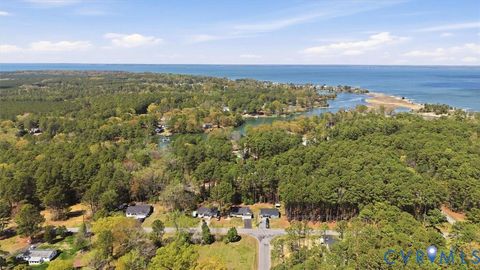 Tiny photo for 329 N Glebe Road, Montross, VA 22520 (MLS # 2608940)