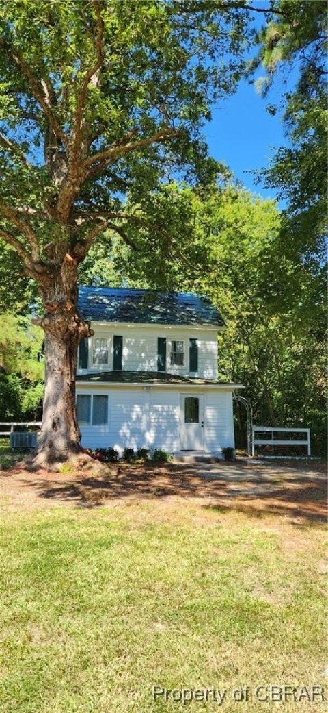 A home in Mathews