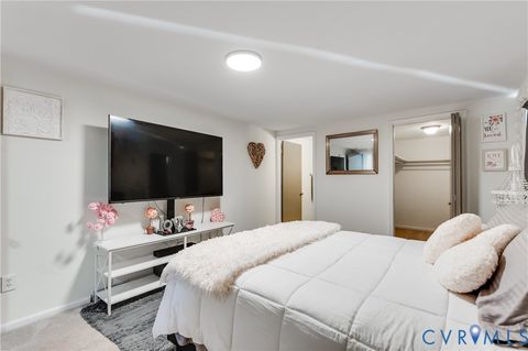 Tiny photo for 4904 Edgefield Street, Henrico, VA 23227 (MLS # 2532044)