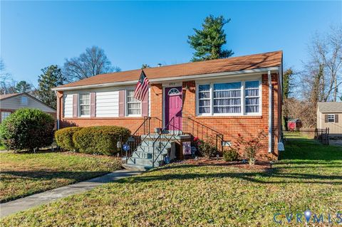 Tiny photo for 4904 Edgefield Street, Henrico, VA 23227 (MLS # 2532044)