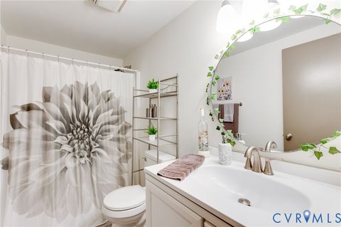 Tiny photo for 4904 Edgefield Street, Henrico, VA 23227 (MLS # 2532044)