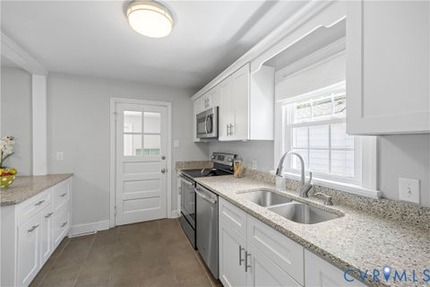 Tiny photo for 6710 Hanover Avenue, Richmond, VA 23226 (MLS # 2621609)