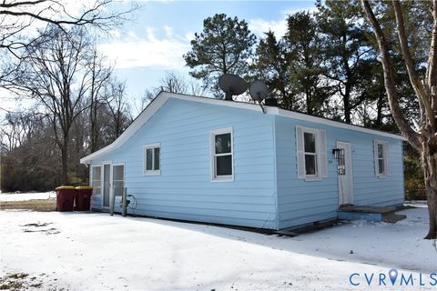 Photo of 1014 Old Wythe Street, Petersburg, VA 23803 (MLS # 2602992)