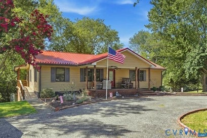 110 Patrick Henry Drive Louisa VA 23093