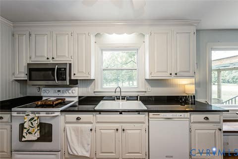Tiny photo for 7300 Old Roxbury Road, Quinton, VA 23141 (MLS # 2622255)