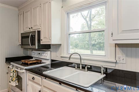 Tiny photo for 7300 Old Roxbury Road, Quinton, VA 23141 (MLS # 2622255)