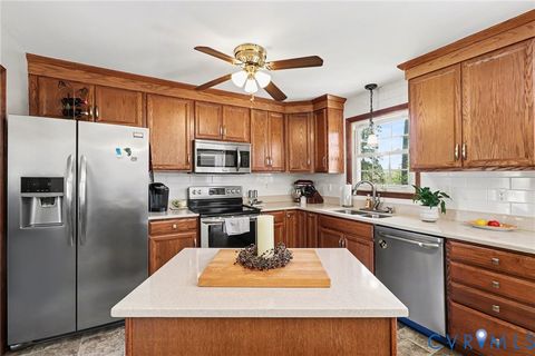 Tiny photo for 2113 Chemin Road, Prince George, VA 23805 (MLS # 2609128)