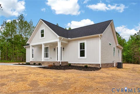 Tiny photo for 257 E Sunrise Drive, Warsaw, VA 22572 (MLS # 2614906)