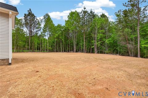 Tiny photo for 257 E Sunrise Drive, Warsaw, VA 22572 (MLS # 2614906)