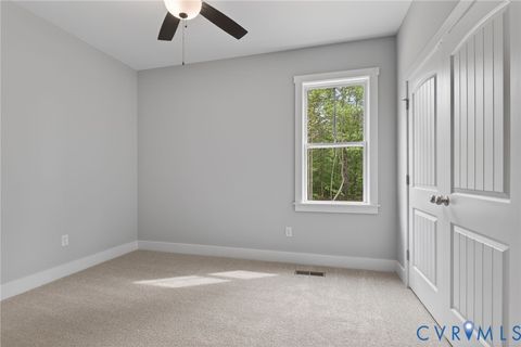Tiny photo for 257 E Sunrise Drive, Warsaw, VA 22572 (MLS # 2614906)
