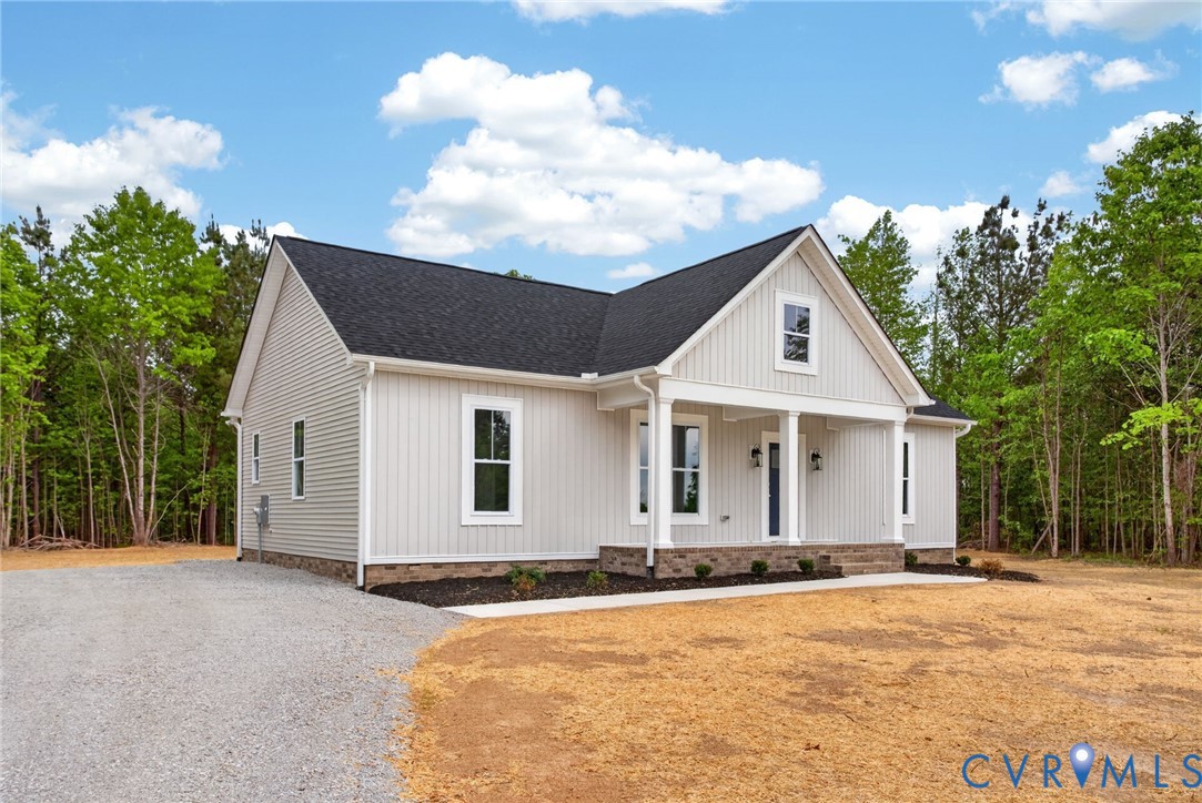 257 E Sunrise Drive