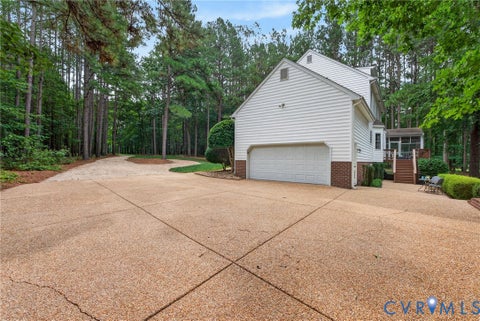 Tiny photo for 8201 Sidlaw Hills Terrace, Chesterfield, VA 23838 (MLS # 2626597)