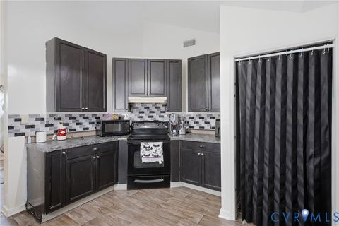 Tiny photo for 122 Goodrich Avenue, Petersburg, VA 23805 (MLS # 2618766)