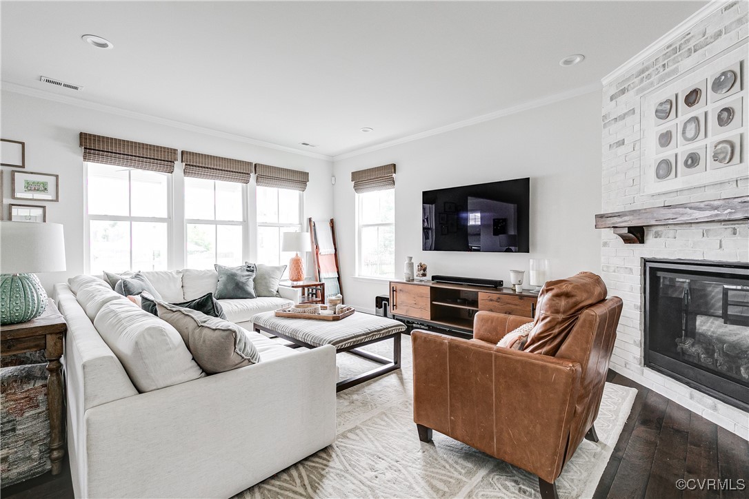 8011 Blythe Terrace
