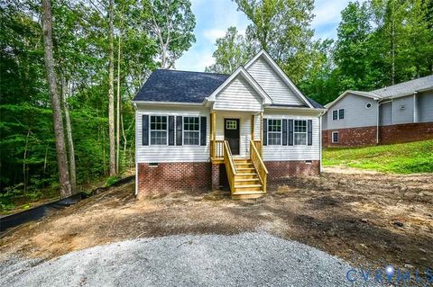 Tiny photo for 76 Albertson Court, Ruther Glen, VA 22546 (MLS # 2618572)