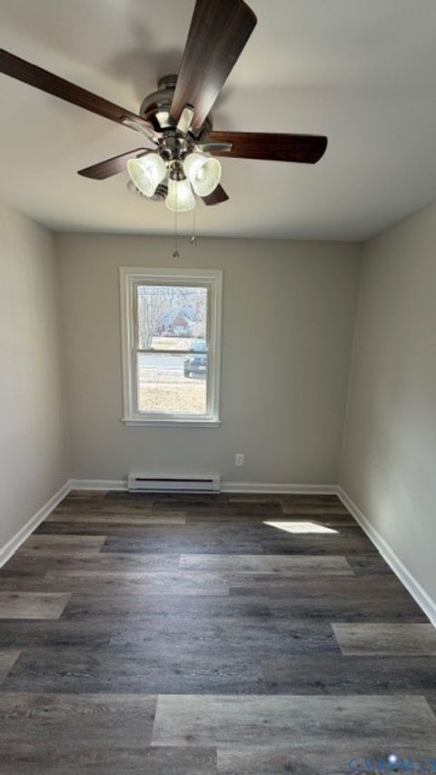 Tiny photo for 234 Battery Place, Colonial Heights, VA 23834 (MLS # 2603284)