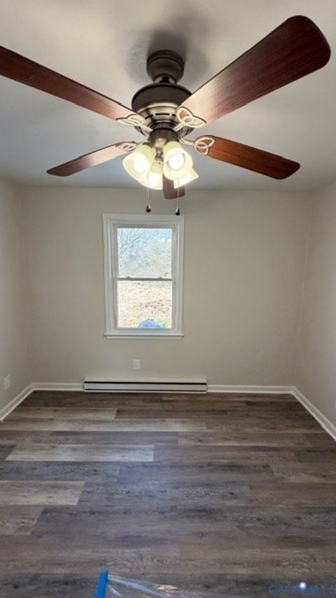 Tiny photo for 234 Battery Place, Colonial Heights, VA 23834 (MLS # 2603284)