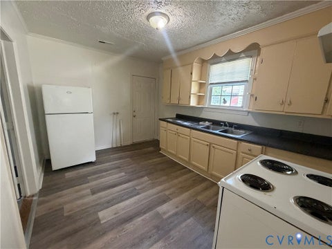 Tiny photo for 1227 Montgomery Avenue, Petersburg, VA 23803 (MLS # 2624532)