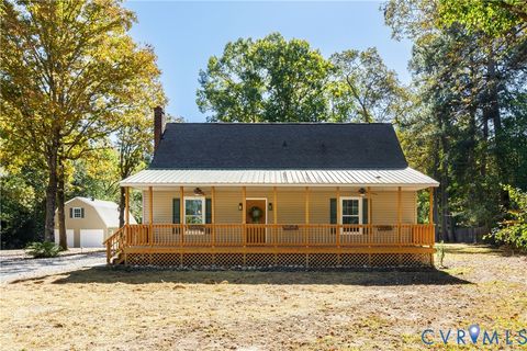 Tiny photo for 18015 James River Drive, Disputanta, VA 23842 (MLS # 2529290)