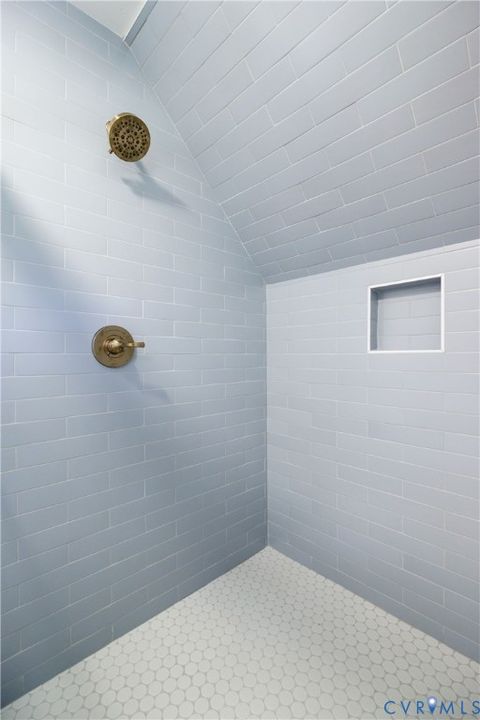 Tiny photo for 18015 James River Drive, Disputanta, VA 23842 (MLS # 2529290)