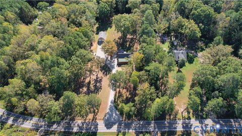 Tiny photo for 18015 James River Drive, Disputanta, VA 23842 (MLS # 2529290)