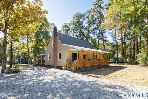 Tiny photo for 18015 James River Drive, Disputanta, VA 23842 (MLS # 2529290)