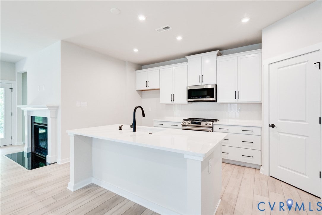 5713 Kayak Cove Court