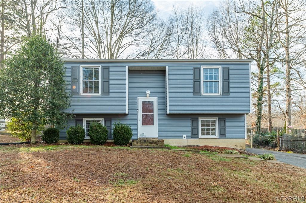 Photo for 9405 Broad Meadows Road, Glen Allen, VA 23060 (MLS # 2301235)