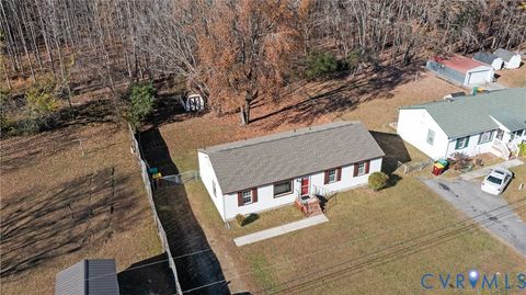 Tiny photo for 133 Lakewood Drive, Petersburg, VA 23805 (MLS # 2604863)