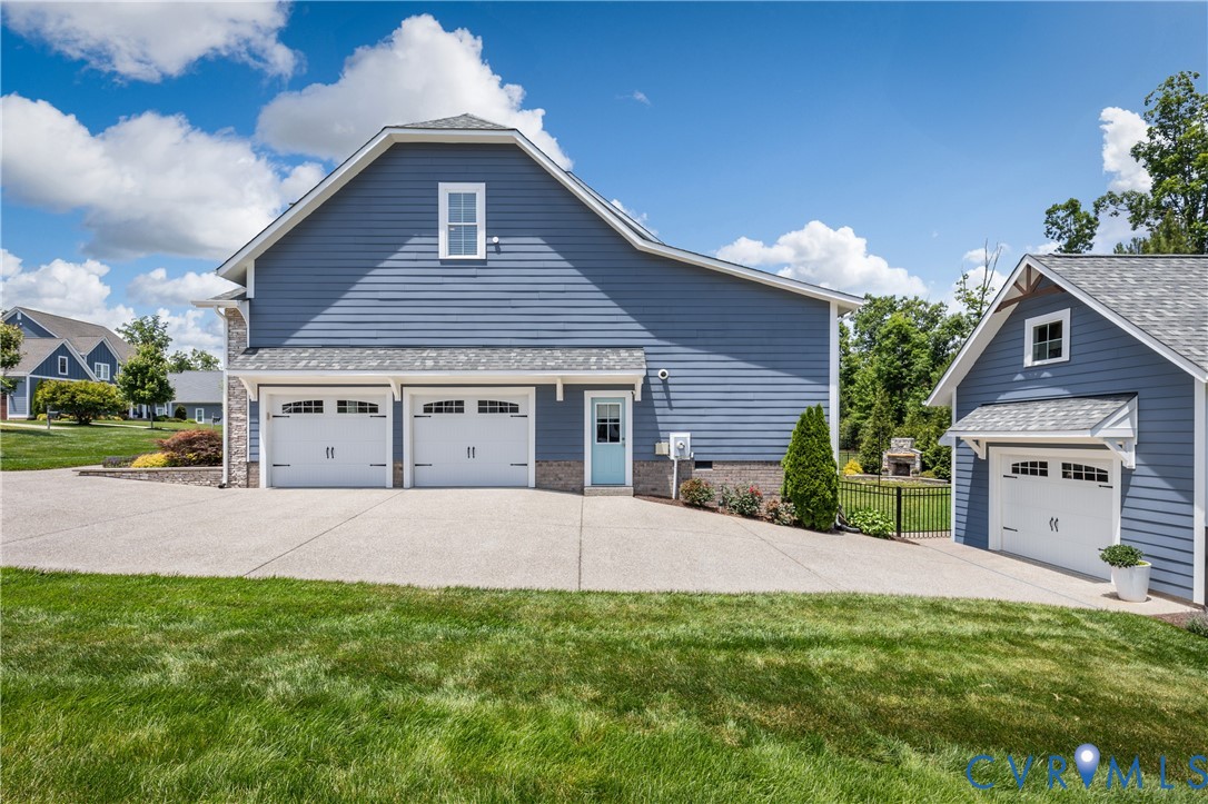 1413 Ascot Hill Terrace