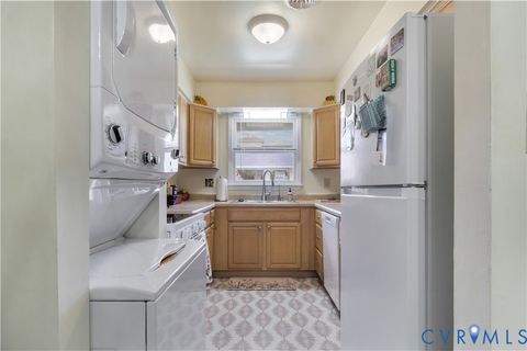 Tiny photo for 306 Patriot Lane #E, Williamsburg, VA 23185 (MLS # 2608099)