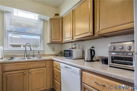 Tiny photo for 306 Patriot Lane #E, Williamsburg, VA 23185 (MLS # 2608099)