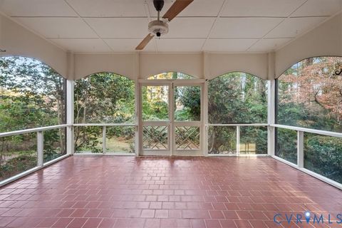 Tiny photo for 701 E Maryland Avenue, Crewe, VA 23930 (MLS # 2602611)