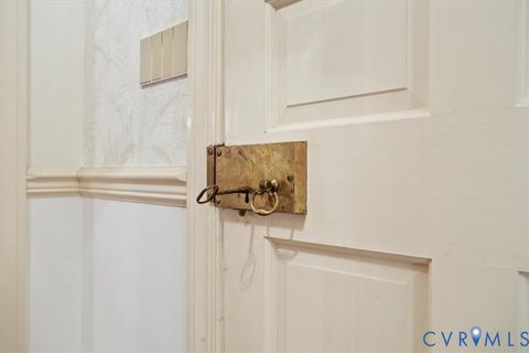 Tiny photo for 701 E Maryland Avenue, Crewe, VA 23930 (MLS # 2602611)