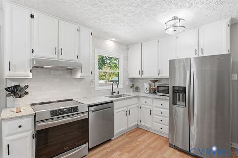 Tiny photo for 5406 Huntingcreek Drive, Chesterfield, VA 23237 (MLS # 2610806)