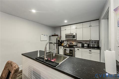 Tiny photo for 716 E Gladstone Avenue, Richmond, VA 23222 (MLS # 2620467)