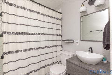 Tiny photo for 716 E Gladstone Avenue, Richmond, VA 23222 (MLS # 2620467)