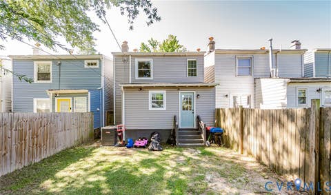 Tiny photo for 716 E Gladstone Avenue, Richmond, VA 23222 (MLS # 2620467)
