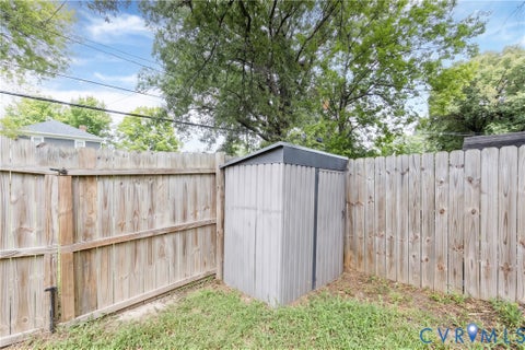 Tiny photo for 716 E Gladstone Avenue, Richmond, VA 23222 (MLS # 2620467)
